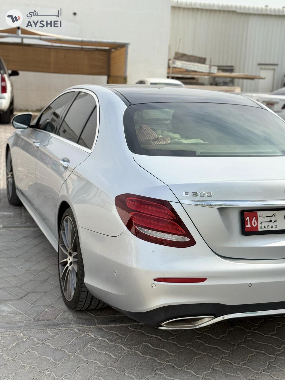 Mercedes-Benz E-Class E 300-3-3