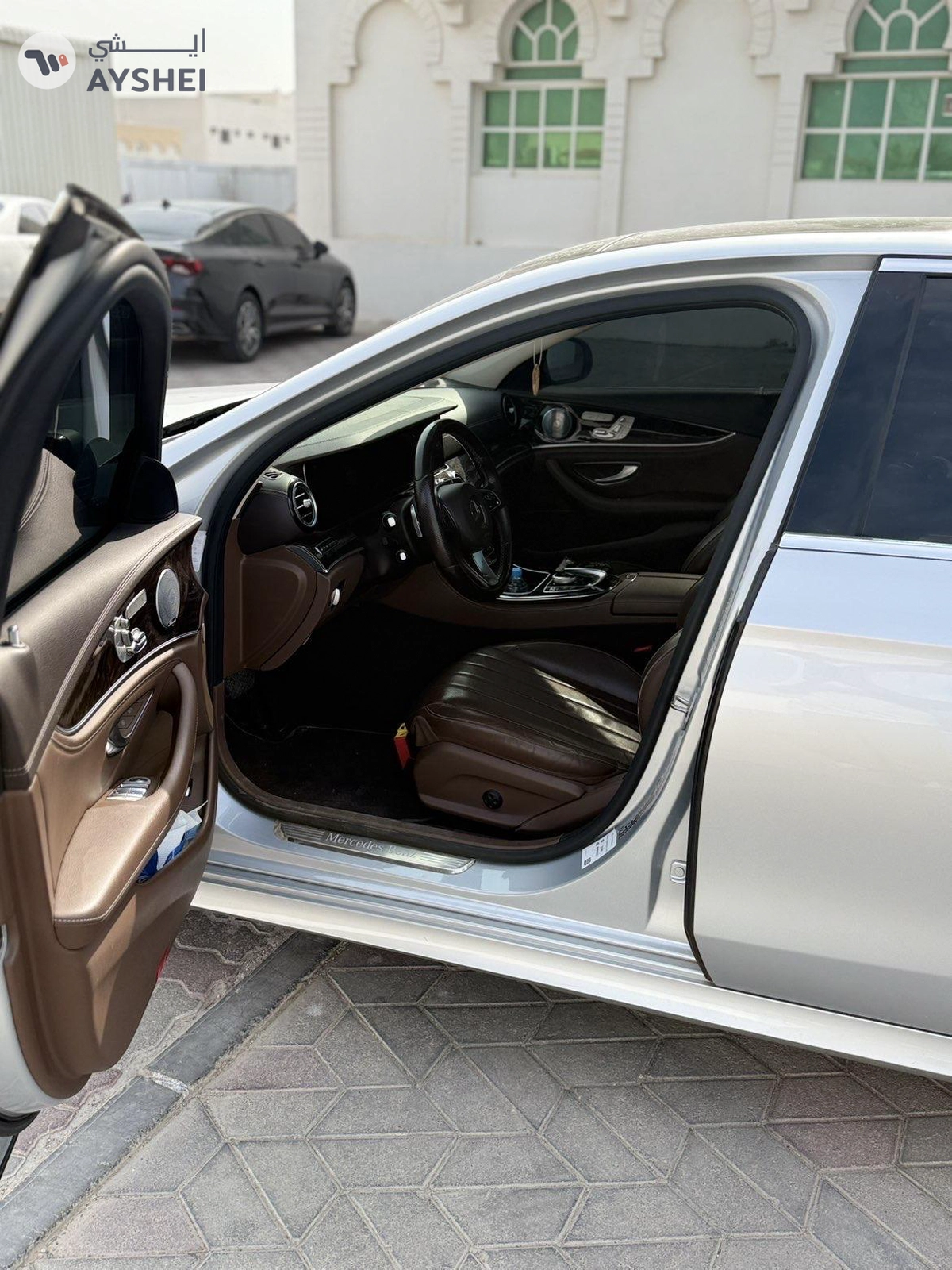 Mercedes-Benz E-Class E 300-5-5