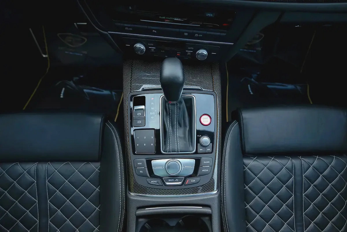 S6 4.0 TFSI QUATTRO | GCC Specs | REF#A85789-16-16