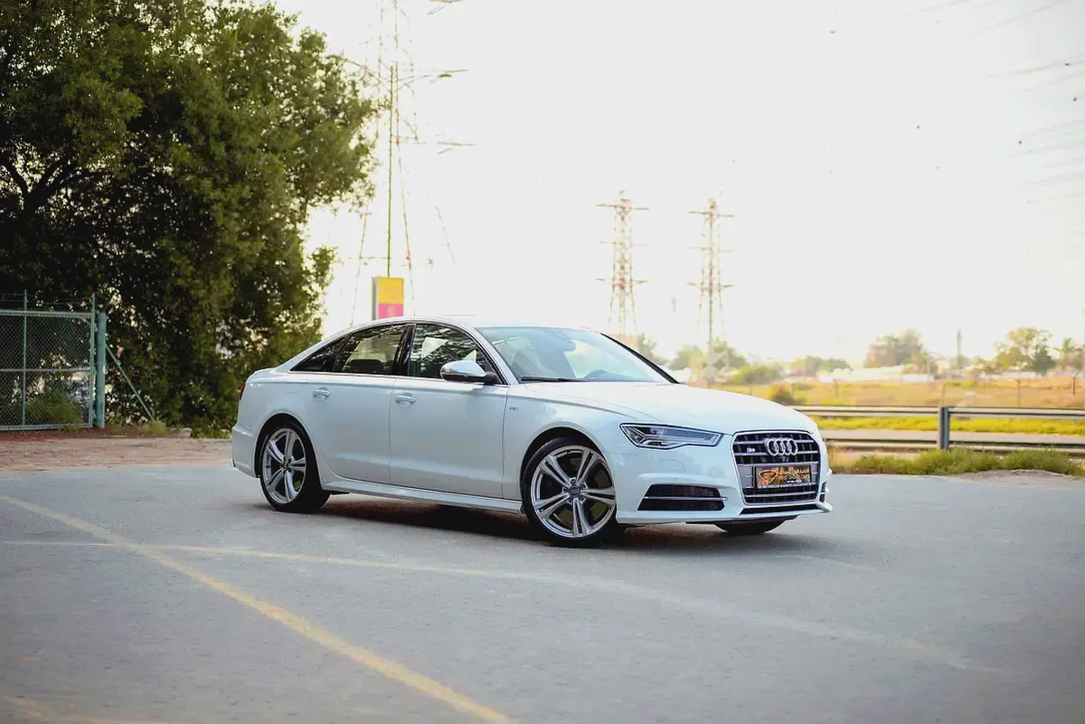 S6 4.0 TFSI QUATTRO | GCC Specs | REF#A85789