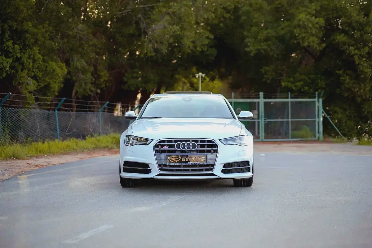 S6 4.0 TFSI QUATTRO | GCC Specs | REF#A85789-5-5