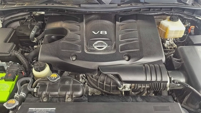 NISSAN - PATROL - LE PLATINUM - V 8 - 2022 MODEL - GCC SPECS - V 8 - 58,000KM - GOLD COLOR-12