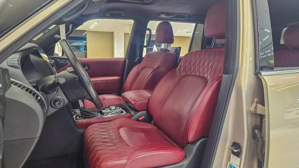 NISSAN - PATROL - LE PLATINUM - V 8 - 2022 MODEL - GCC SPECS - V 8 - 58,000KM - GOLD COLOR-9-9