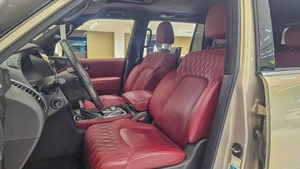 NISSAN - PATROL - LE PLATINUM - V 8 - 2022 MODEL - GCC SPECS - V 8 - 58,000KM - GOLD COLOR