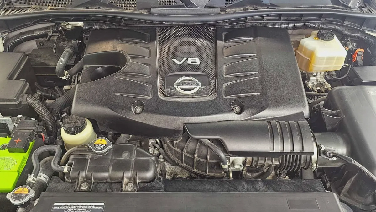 NISSAN - PATROL - LE PLATINUM - V 8 - 2022 MODEL - GCC SPECS - V 8 - 58,000KM - GOLD COLOR-12-12
