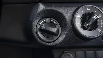 Toyota Hilux DLX Toyota hilux 2.4L diesel mid option p.w MY24 for export only-10