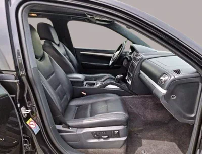 Porsche Cayenne TURBO S 4.8L-8CYL - FULL OPTION EXCELLENT CONDITION-8