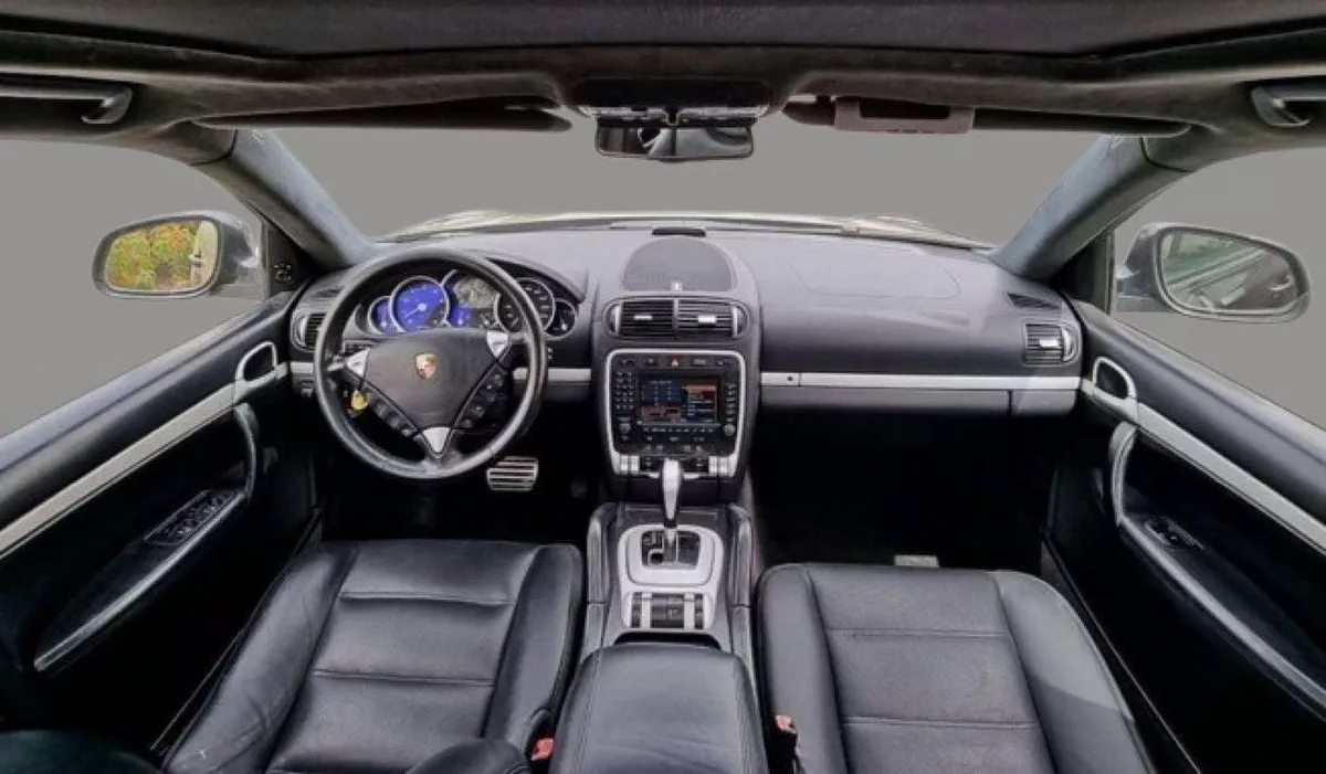 Porsche Cayenne TURBO S 4.8L-8CYL - FULL OPTION EXCELLENT CONDITION-5-0