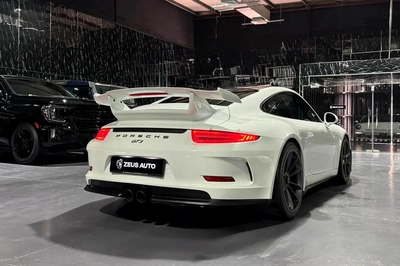 Porsche 911 GT3 | GCC | Ali E Sons Warranty 2028 | Full Service History-8