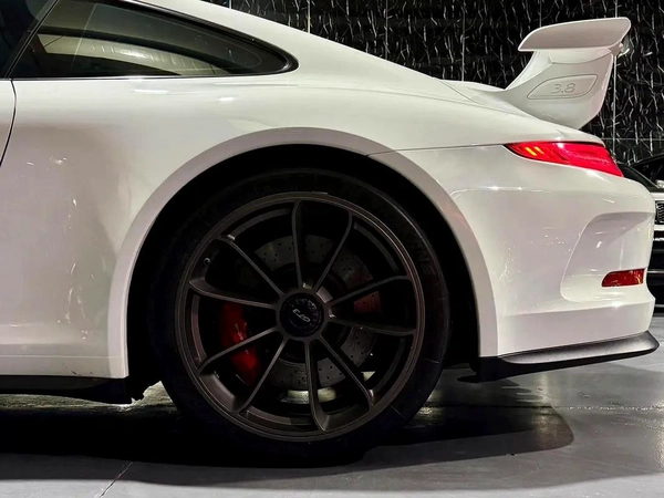 Porsche 911 GT3 | GCC | Ali E Sons Warranty 2028 | Full Service History