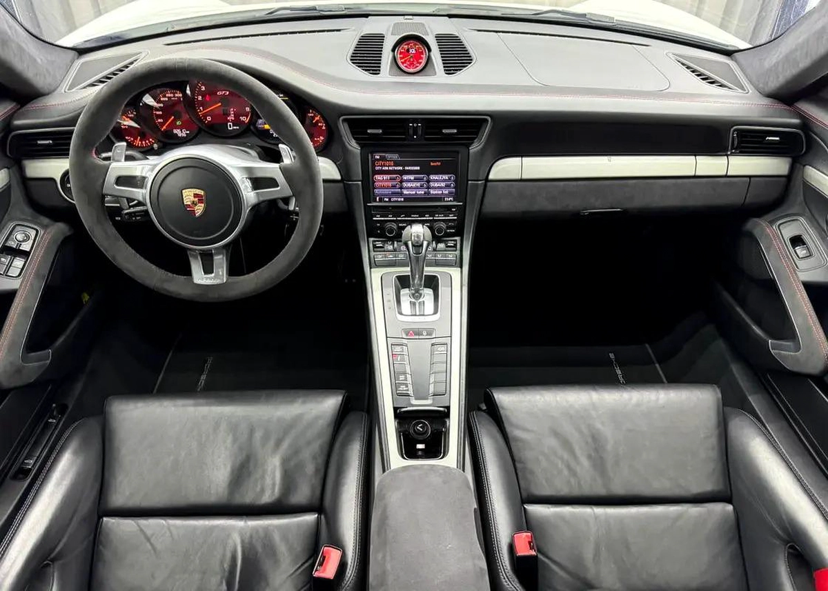 Porsche 911 GT3 | GCC | Ali E Sons Warranty 2028 | Full Service History-10-10