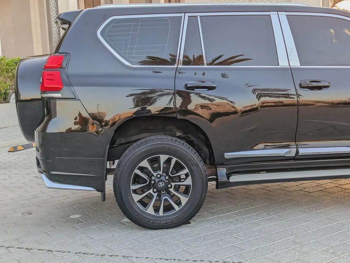 TOYOTA PRADO 2012 FACELIFTED 2023 WITH INTERIOR AND EXTERIOR GCC V4 2.7L IN EXCELLENT CONDITION