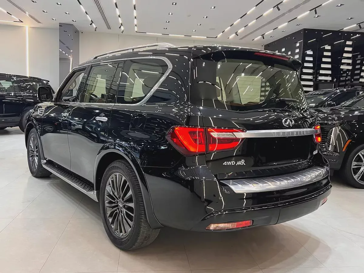 !! 2024!! Infiniti | QX80 Sensory | GCC | Immaculate Condition | Under Warranty | 55000 Driven-3-3