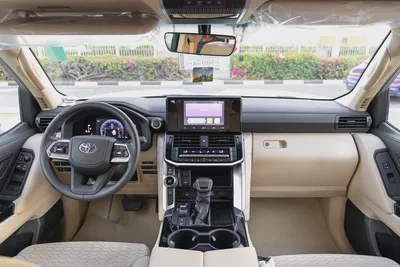LAND CRUISER GXR | LC300 | 2026 | GCC | 4WD | V6 3.5L | 1 electric chair | Petrol | 7 seat |-10