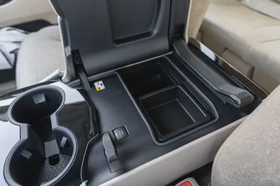 LAND CRUISER GXR | LC300 | 2026 | GCC | 4WD | V6 3.5L | 1 electric chair | Petrol | 7 seat |-18