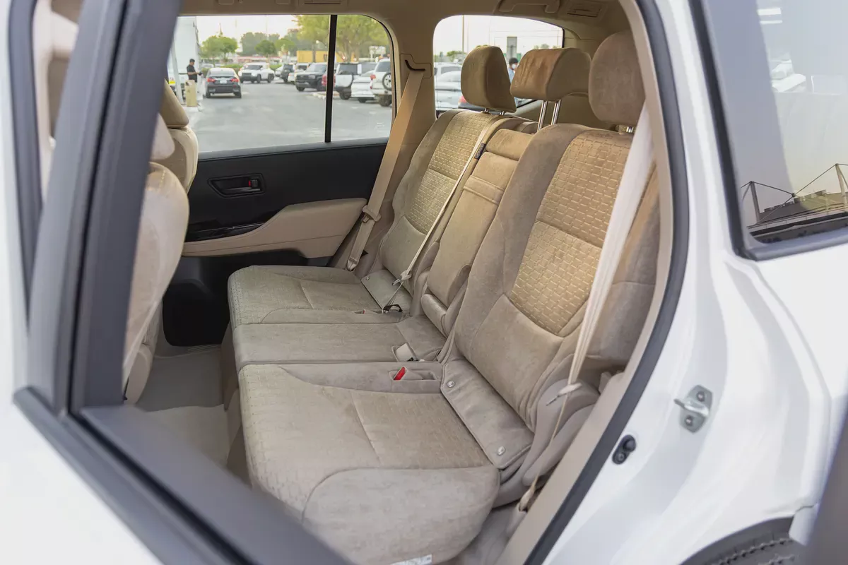 LAND CRUISER GXR | LC300 | 2026 | GCC | 4WD | V6 3.5L | 1 electric chair | Petrol | 7 seat |-12-12