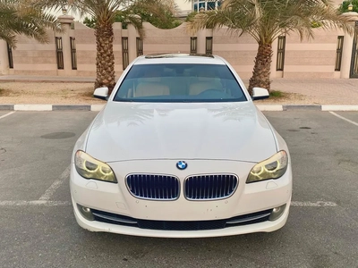 2013 BMW 530i ||FULL OPTION || 6 cylinder|| accident free|| original paint ||GCC SPECS-3