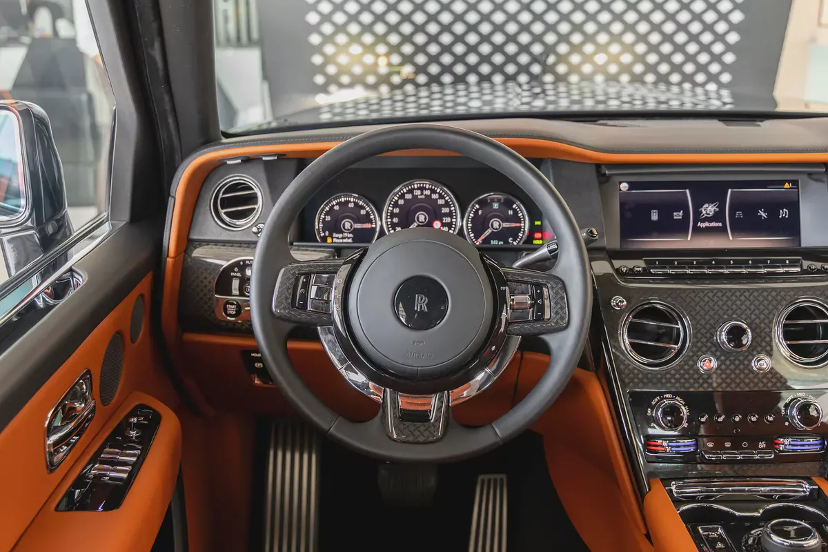 Rolls-Royce Cullinan | Black Badge | GCC Specs | Dealer Warranty Service Contract (AGMC) | 202-14-14