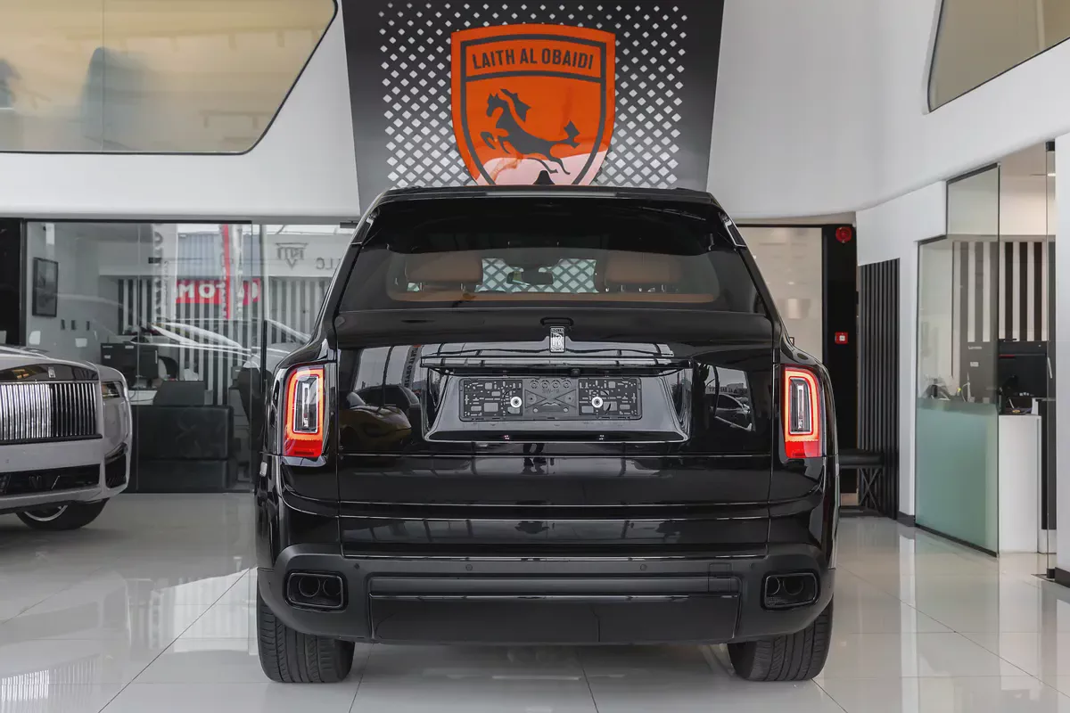 Rolls-Royce Cullinan | Black Badge | GCC Specs | Dealer Warranty Service Contract (AGMC) | 202-4-4