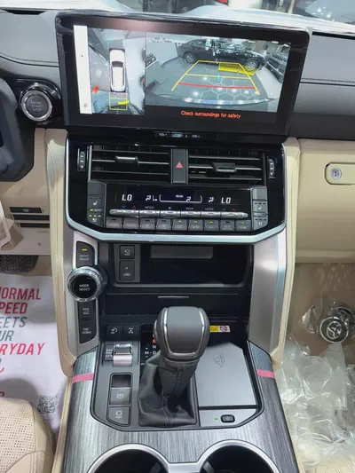TOYOTA LC300 VXR 3.5L TT FULL OPTION 2026YM  تويوتا لاندكروزر في اكس ار توين توربو 3.55 لتر فل اوبشن-6
