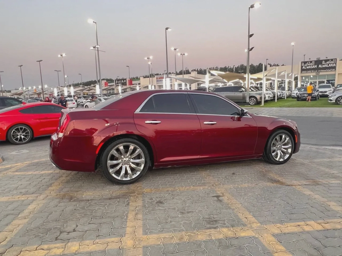 2015 Chrysler 300C-10-10