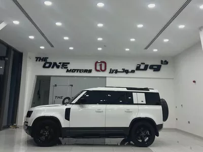 2024 Land Rover Defender 110 HSE | GCC Specs | Brand New Condition-3