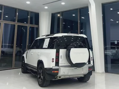2024 Land Rover Defender 110 HSE | GCC Specs | Brand New Condition-7