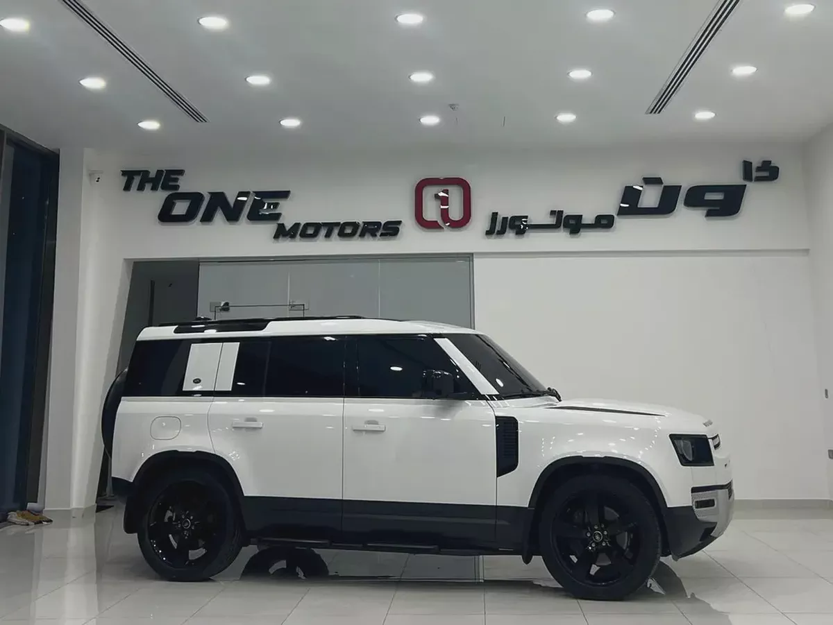 2024 Land Rover Defender 110 HSE | GCC Specs | Brand New Condition-4-4