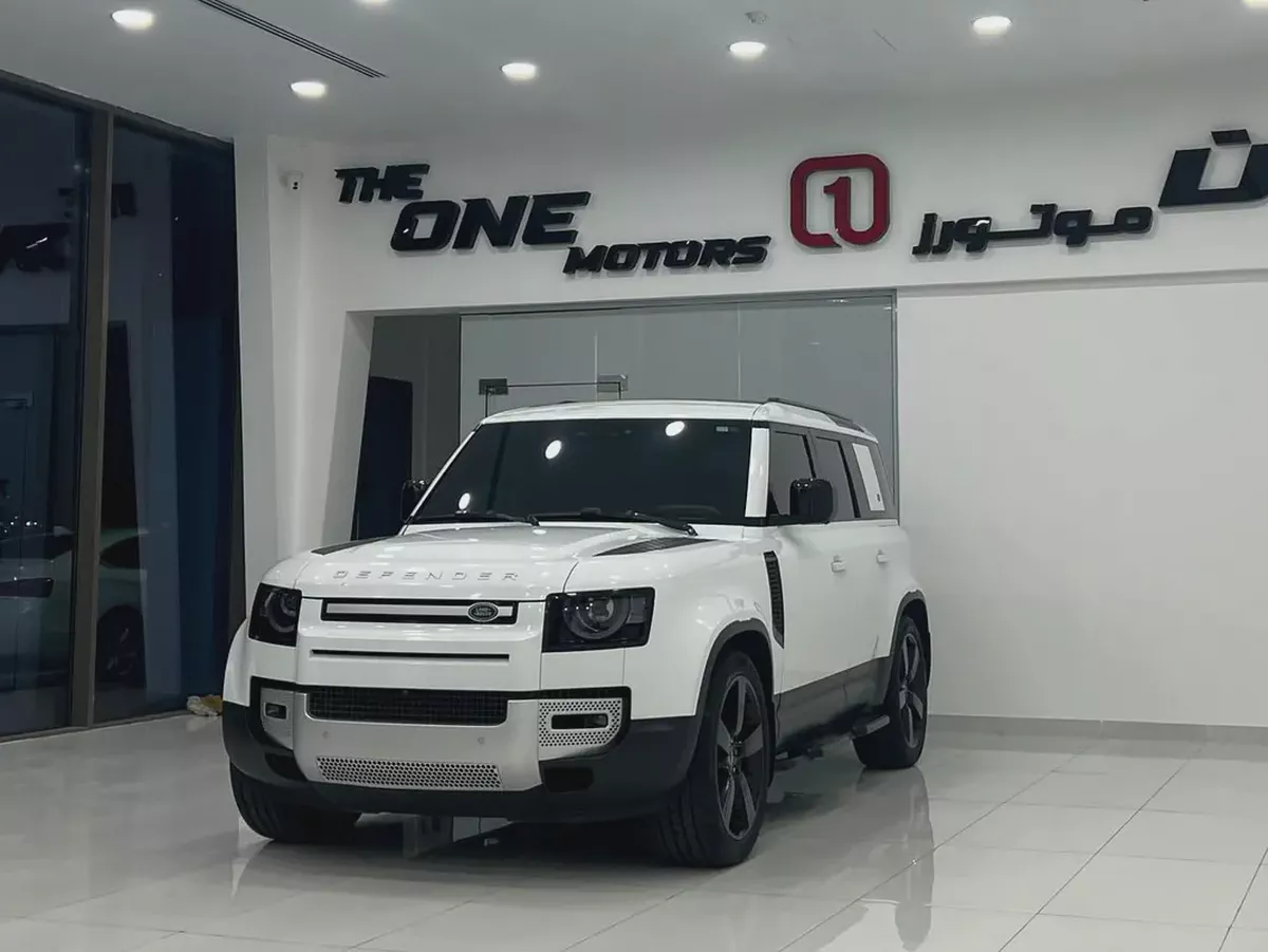 2024 Land Rover Defender 110 HSE | GCC Specs | Brand New Condition-6-6