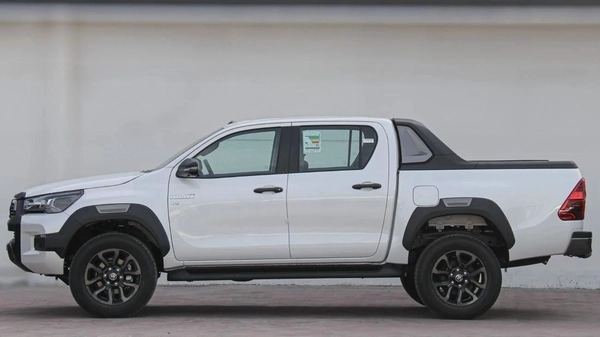 Toyota Hilux  ADENTURE 4.0L -2026