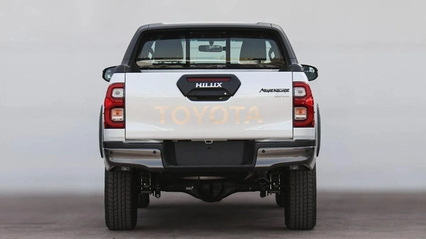 Toyota Hilux  ADENTURE 4.0L -2026