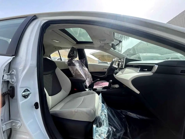 2025 TOYOTA COROLLA GLI 2.0L GCC BRAND NEW 0KM