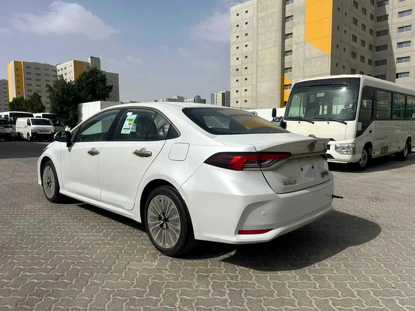 2025 TOYOTA COROLLA GLI 2.0L GCC BRAND NEW 0KM