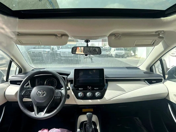 2025 TOYOTA COROLLA GLI 2.0L GCC BRAND NEW 0KM