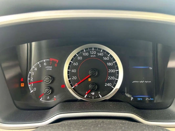 2025 TOYOTA COROLLA GLI 2.0L GCC BRAND NEW 0KM