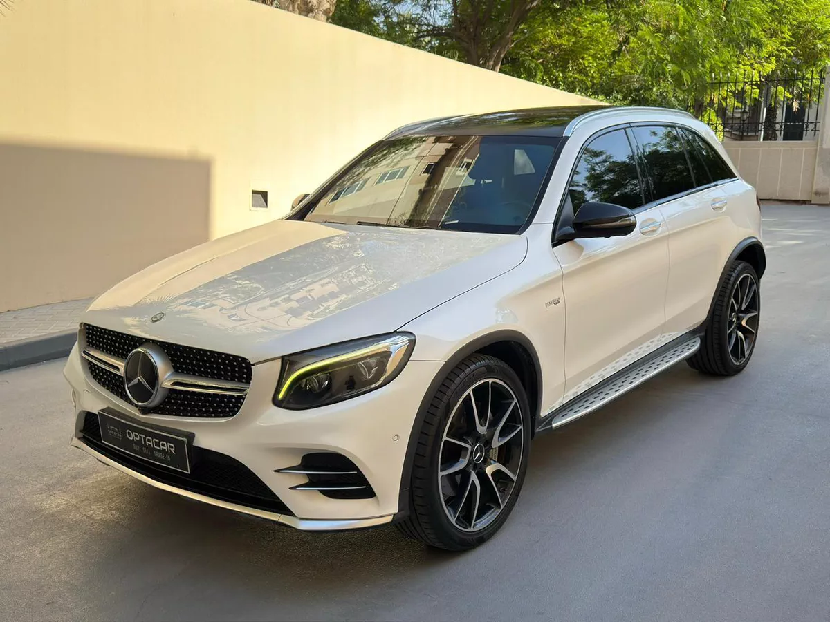 Gulf Specs 2017 MERCEDES GLC43 AMG 4Matic Bi-Turbo 3.0Litre V6-4-4