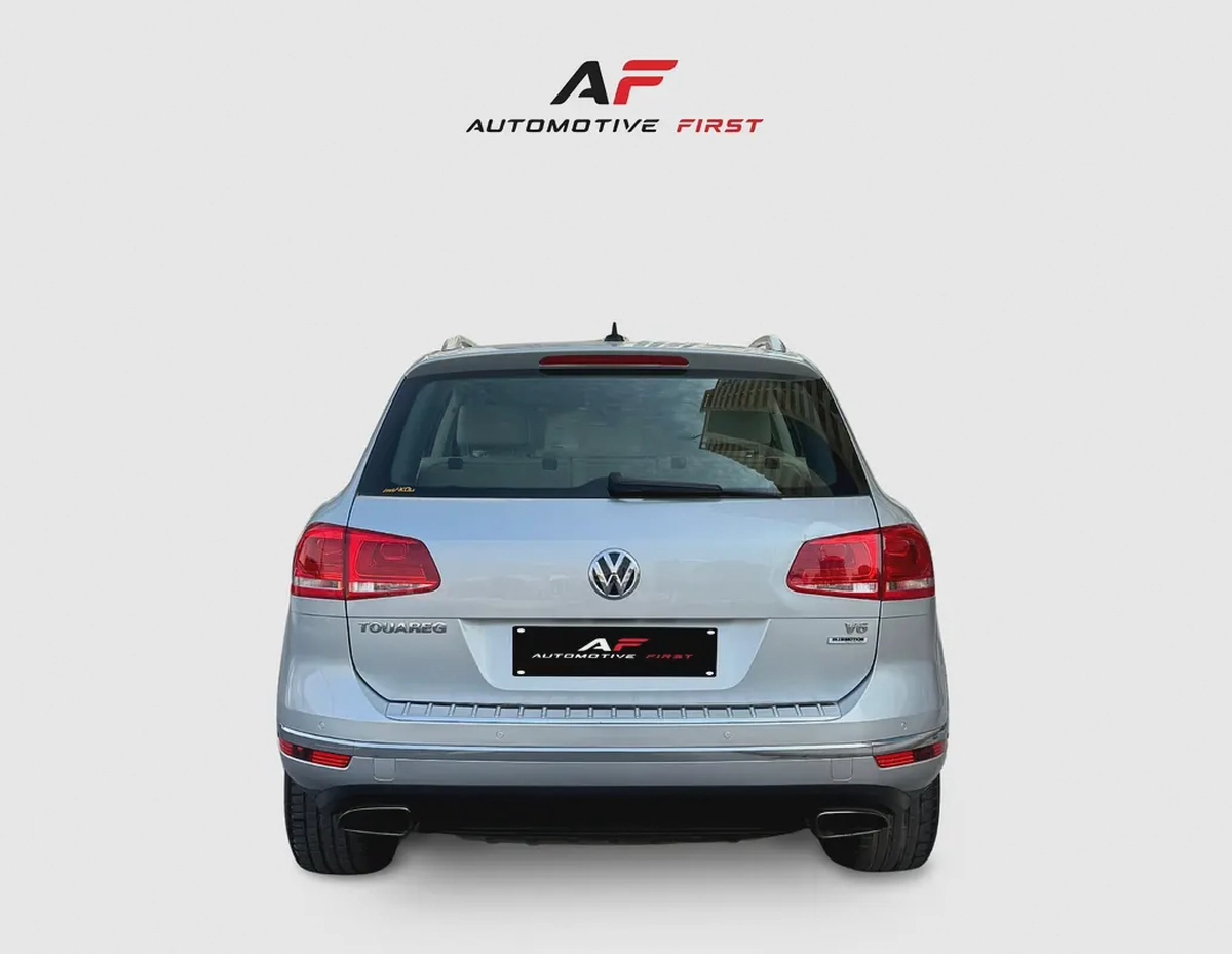 2015 Volkswagen Touareg SE