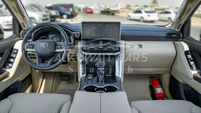 Toyota Land Cruiser TOYOTA LAND CRUISER LC300 VXR 3.3D AT MY2025 – BLACK-8