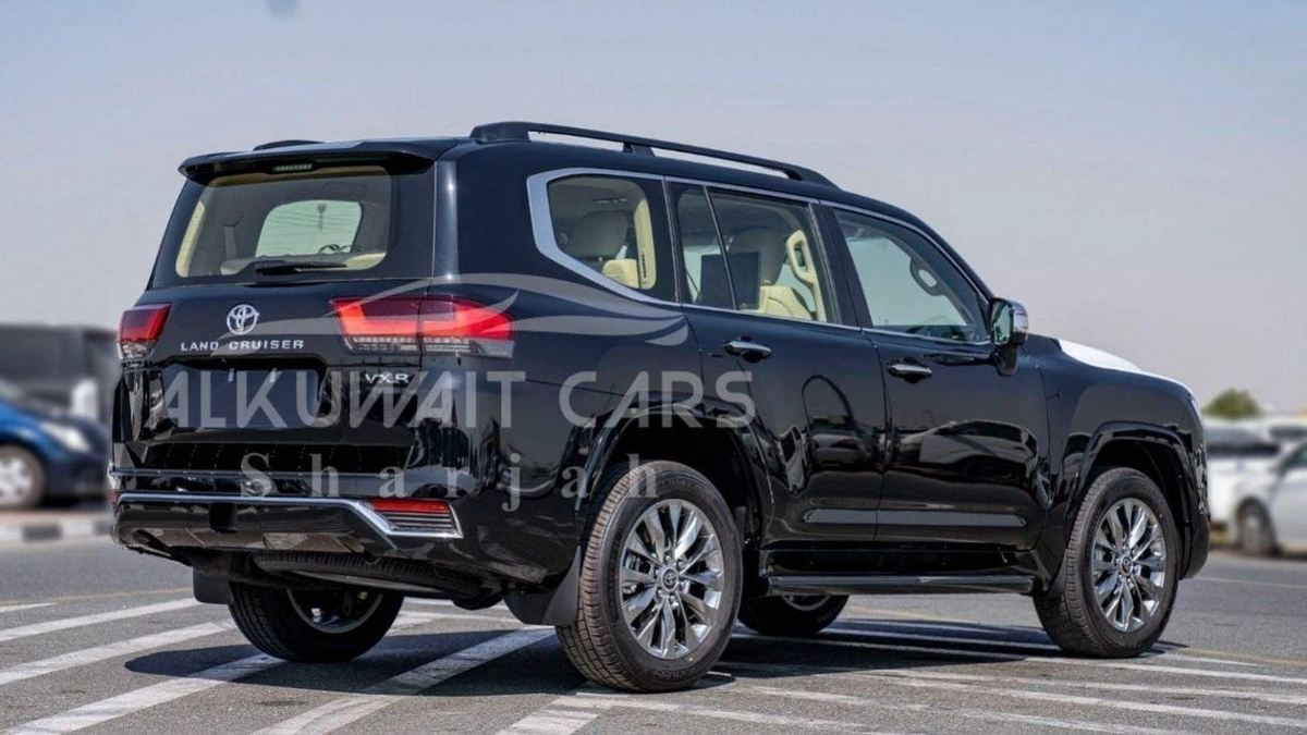 Toyota Land Cruiser TOYOTA LAND CRUISER LC300 VXR 3.3D AT MY2025 – BLACK-3-0