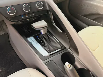 2023 Hyundai Elantra Comfort | GCC Specs | Low Mileage | Excellent Condition-16