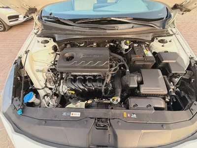 2023 Hyundai Elantra Comfort | GCC Specs | Low Mileage | Excellent Condition-18