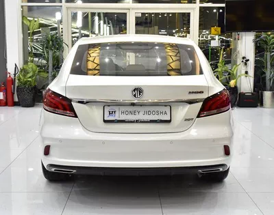 MG 6 ( 2022 Model ) in White Color GCC Specs-10