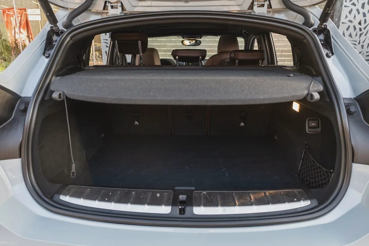 BMW X2 20 2023-4-4