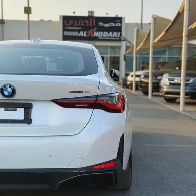 BMW// I4 E DRIVE 40// (2025)// AMERICAN// FULL OPTIONS//GOOD CONDITION//LOW MILLAGE//-7
