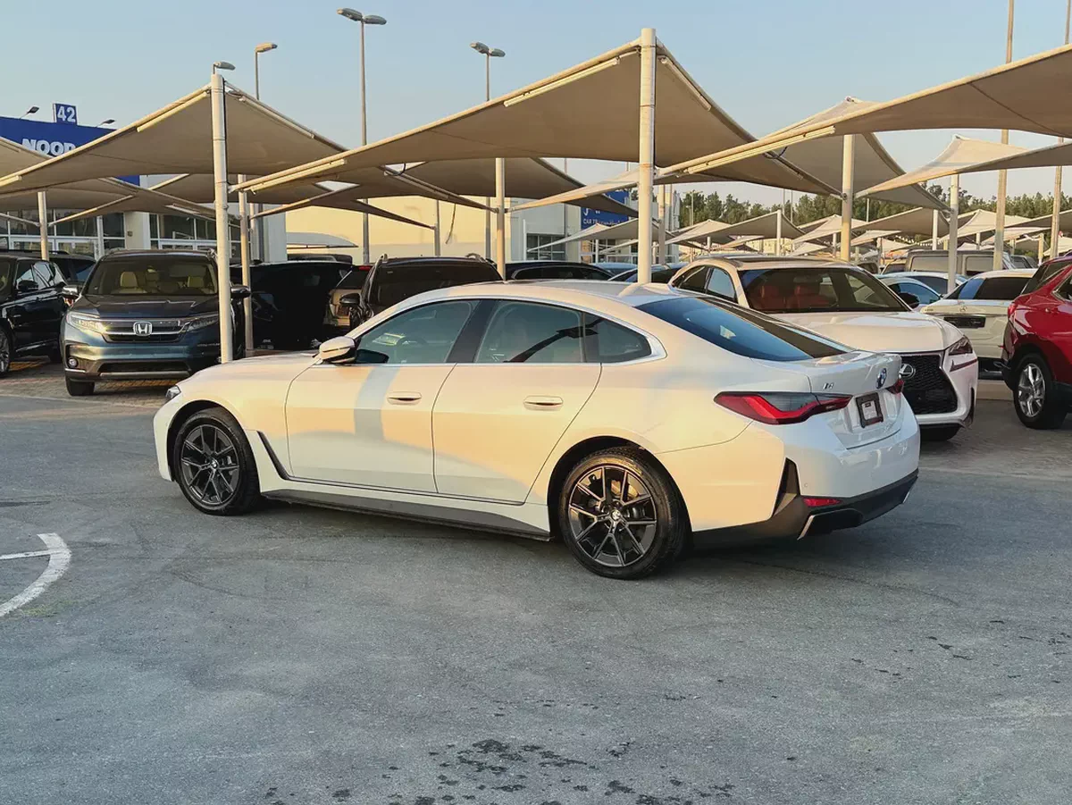 BMW// I4 E DRIVE 40// (2025)// AMERICAN// FULL OPTIONS//GOOD CONDITION//LOW MILLAGE//-6-6