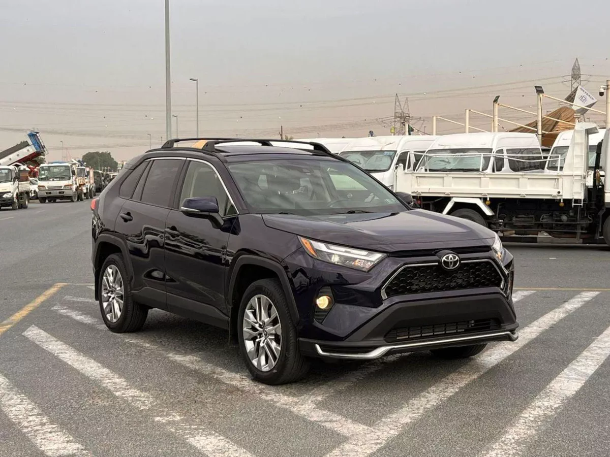 Toyota RAV4 XLE 2019 Toyota Rav4 Full Option 2.5L V4 - Rear Camera - Leather Seat - Sunroof - AWD 4x4