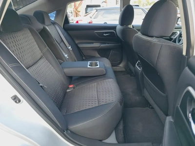 Nissan Altima SV 2017, V4 GCC Specs Very Well Maintained No Any Issue-12