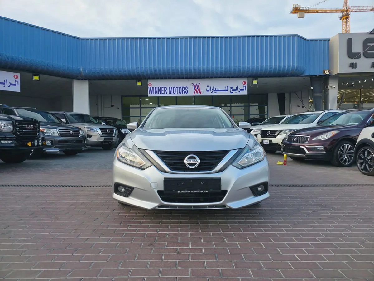 Nissan Altima SV 2017, V4 GCC Specs Very Well Maintained No Any Issue-4-4