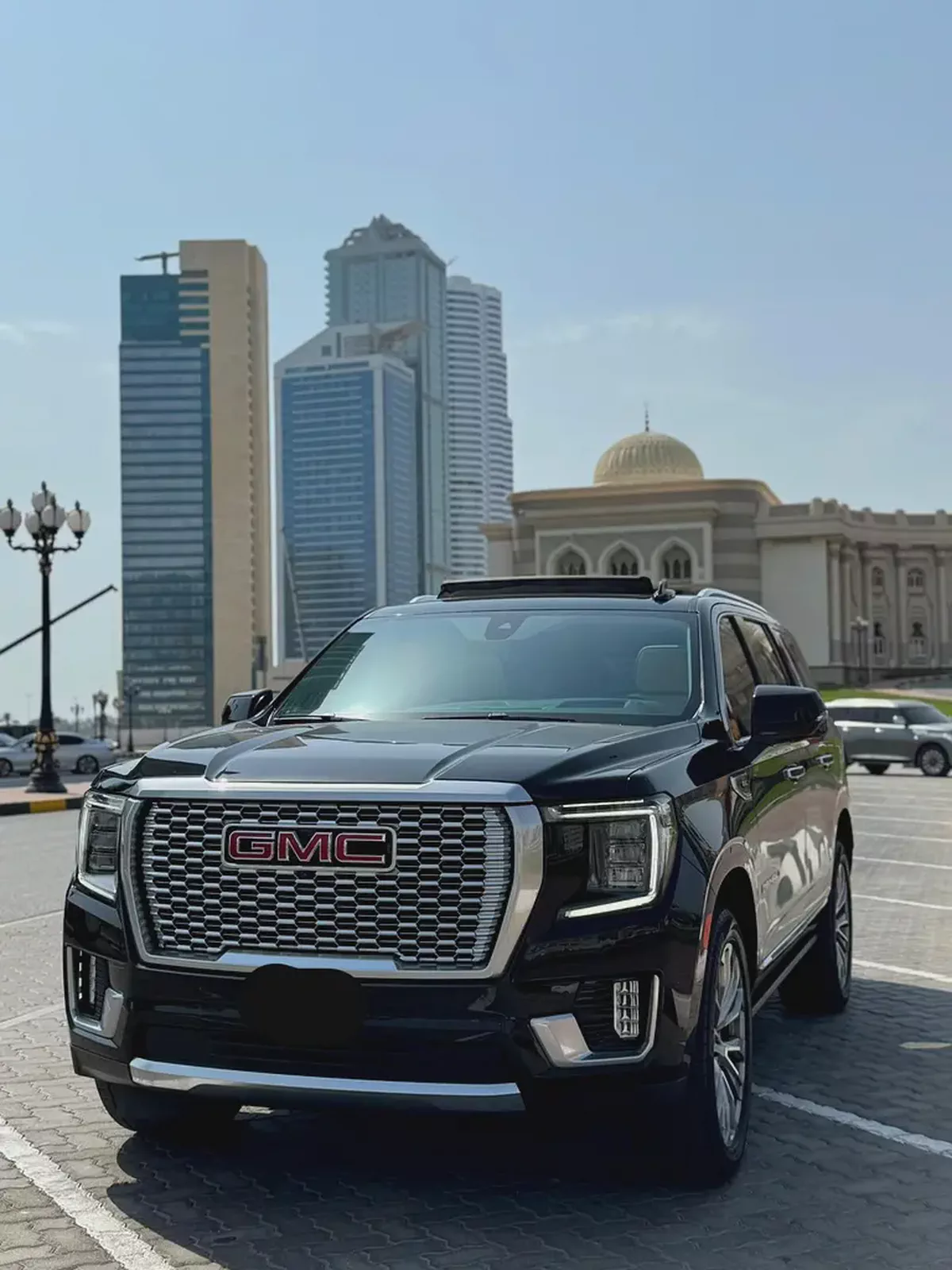GMC Yukon Denali 2021 GCC Specs Full Option-3-3