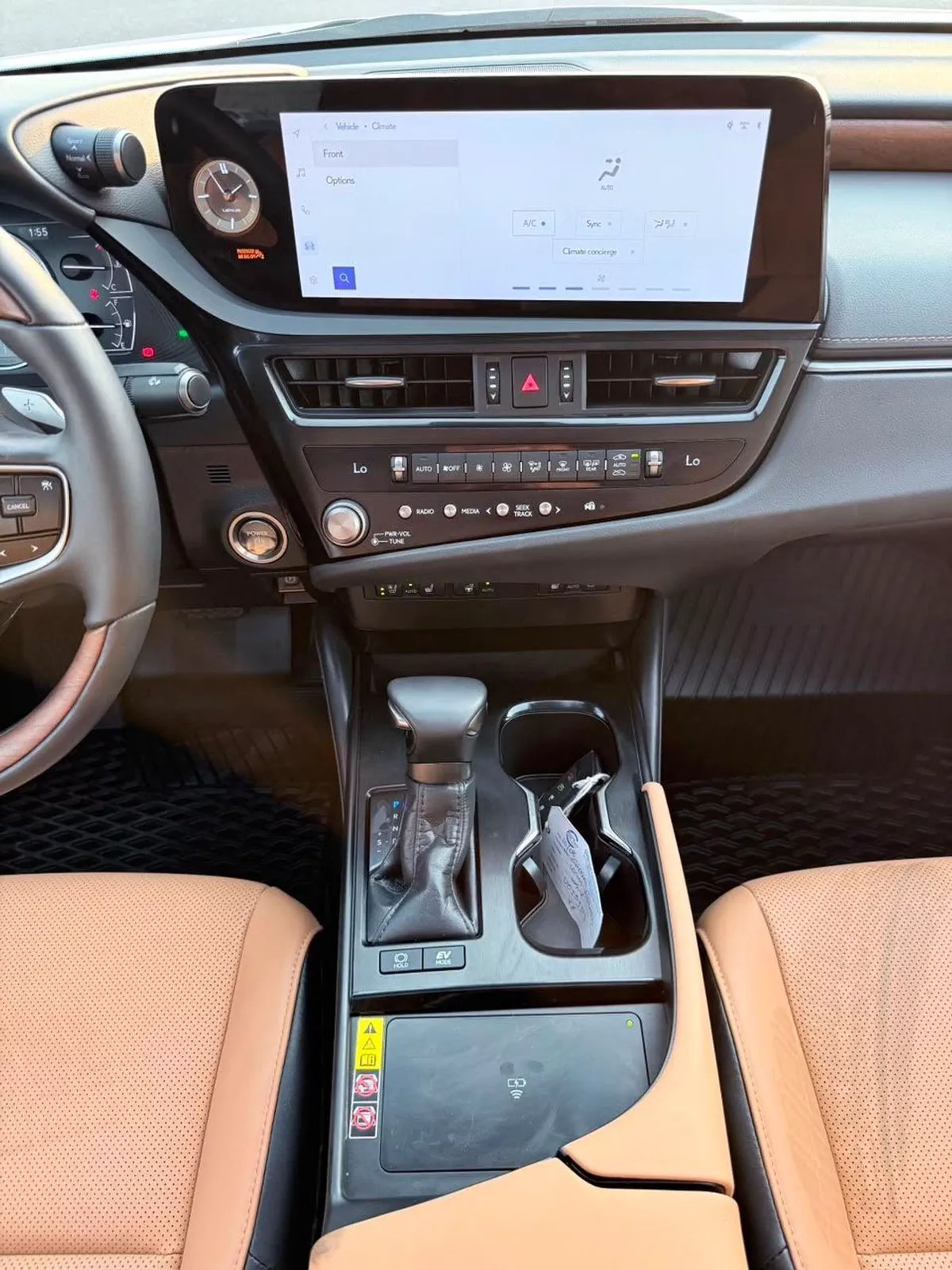 Lexus ES300h PREMIER-9-0